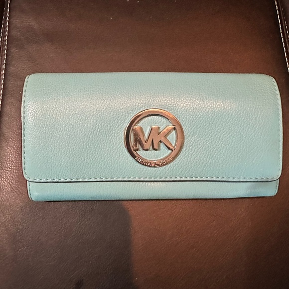 Michael Kors Turquoise Leather Wallet - Picture 1 of 11